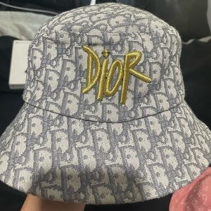 Christian Dior bucket hat SOLD